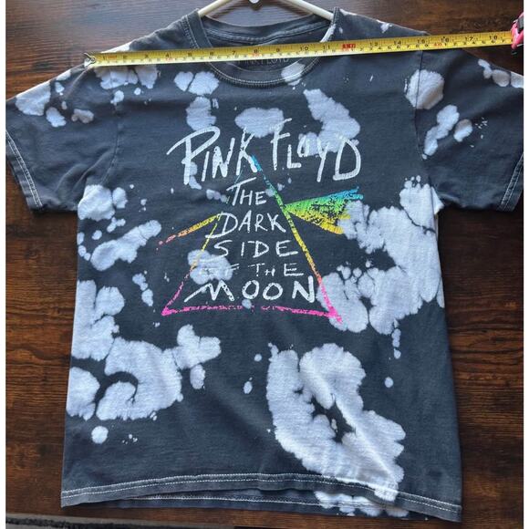 *100% Cotton* Pink Floyd The Dark Side of the Moon Acid Wash Girls Graphic Tee - Picture 5 of 6